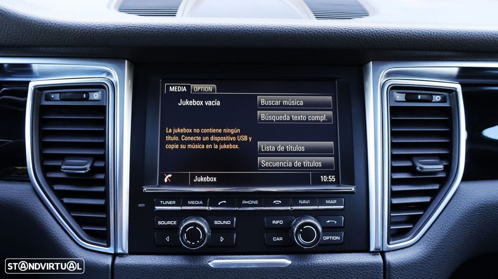 Porsche Macan S - 43