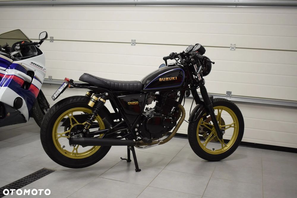 Suzuki GN - 4
