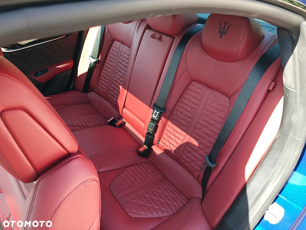 Maserati Ghibli Modena S Q4 - 17