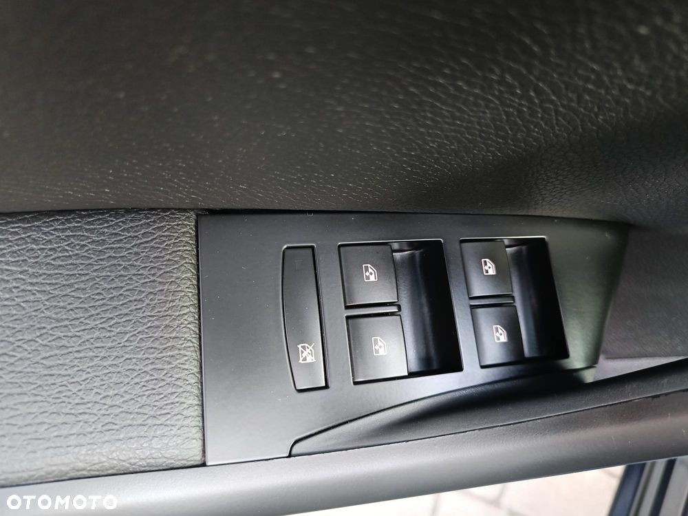 Opel Astra 1.4 Turbo Exklusiv - 24