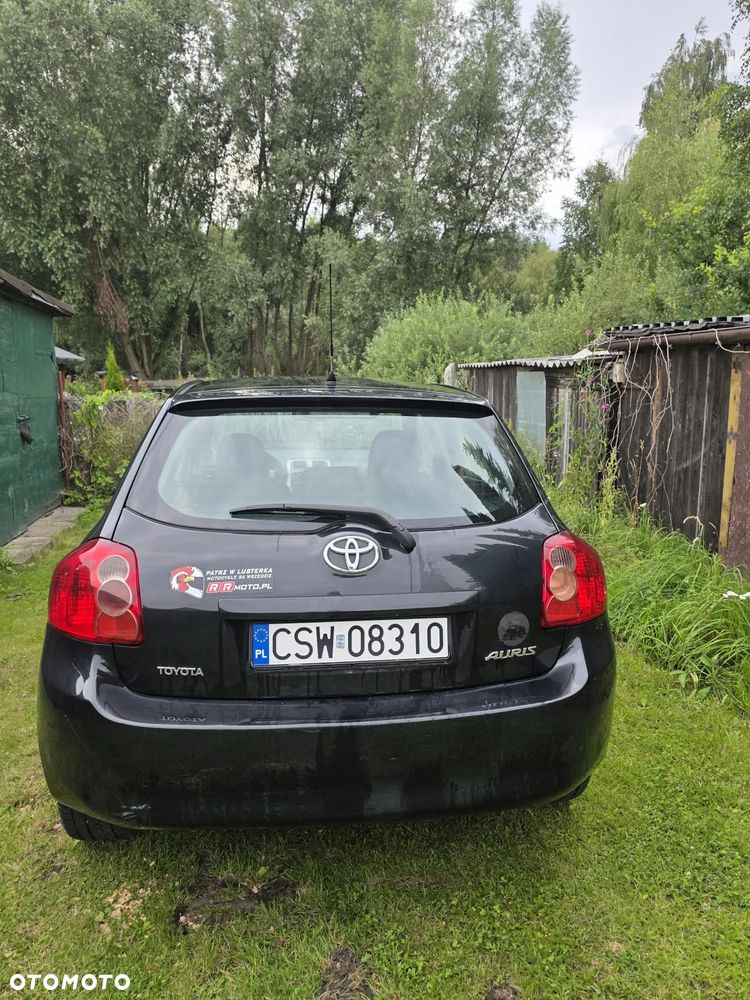 Toyota Auris 1.6 VVT-i Luna - 2