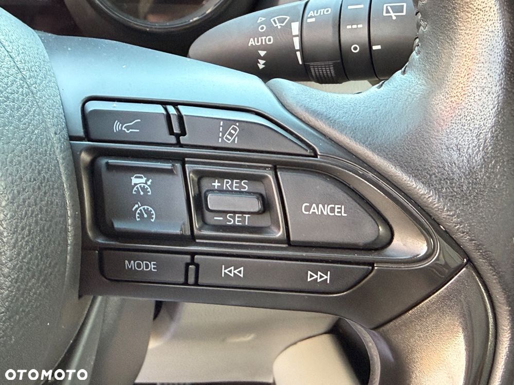 Toyota Yaris - 32