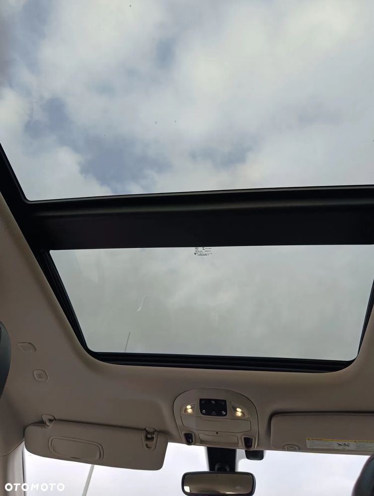 Chrysler Pacifica - 16