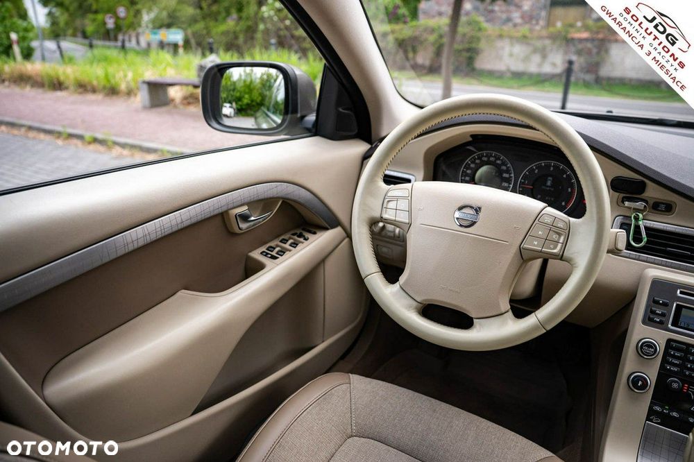 Volvo XC 70 - 17