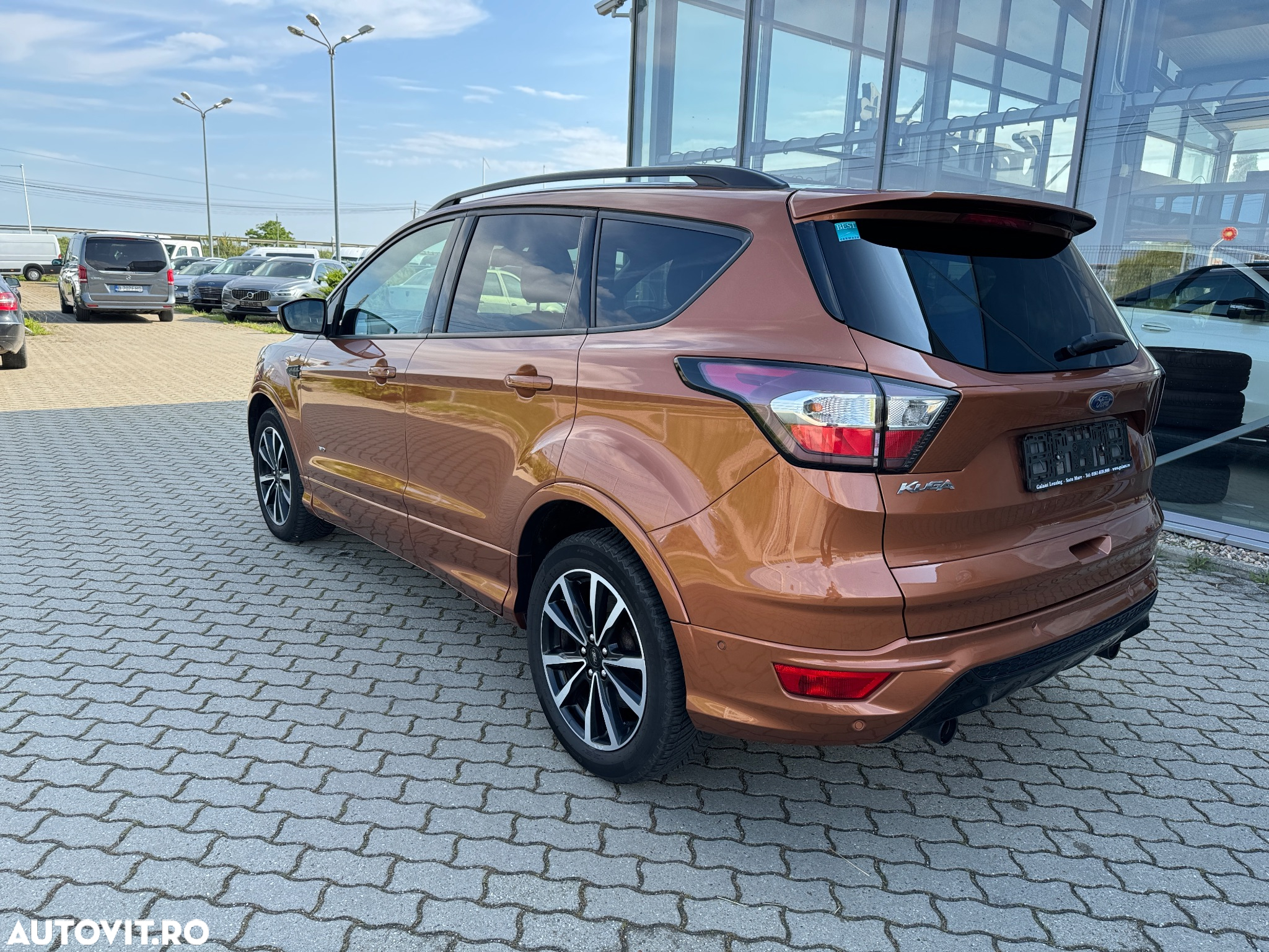 Ford Kuga 2.0 TDCi 4WD Powershift ST-Line - 6
