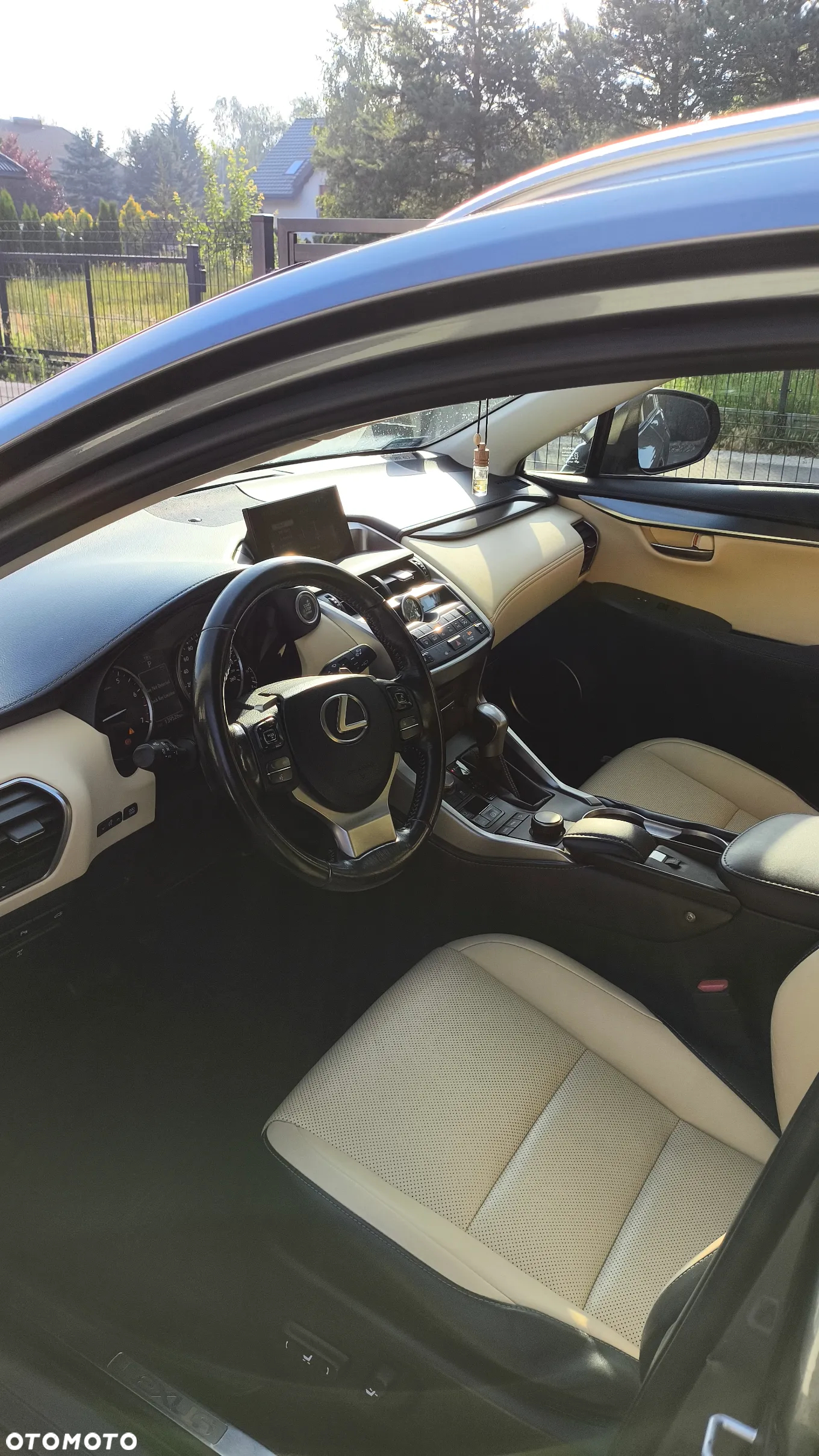 Lexus NX 200t Comfort AWD - 8