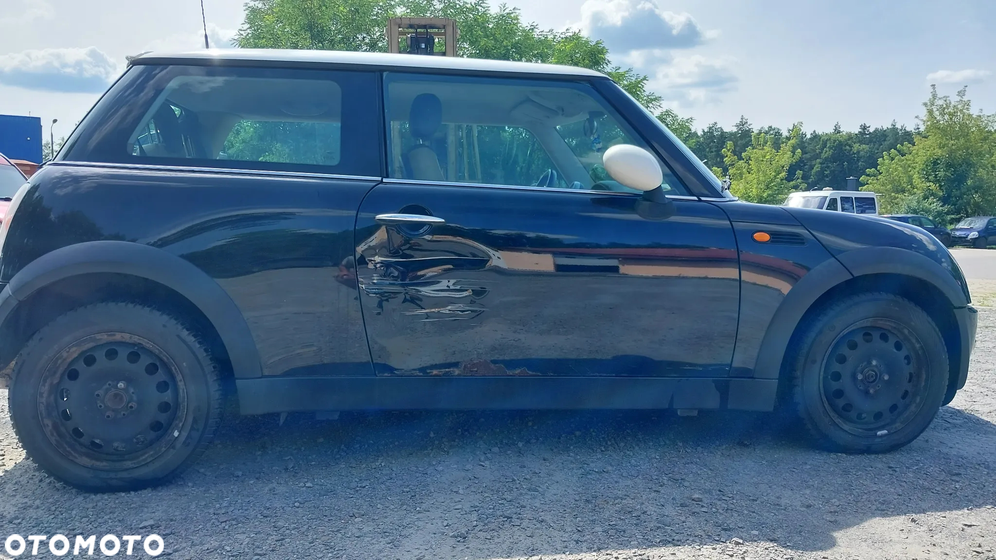 Mini Cooper I One R50 silnik 1.6 W10B16A benzyna drzwi maska zderzak cosmos black metalic 303 fotele wnętrze skóra boczki jasne skóry felgi koła szyba belka sanki lewarek konsola panel maglownica dach zamek drzwi prawy lewy przód Wszystkie części NA CZĘŚCI - 6