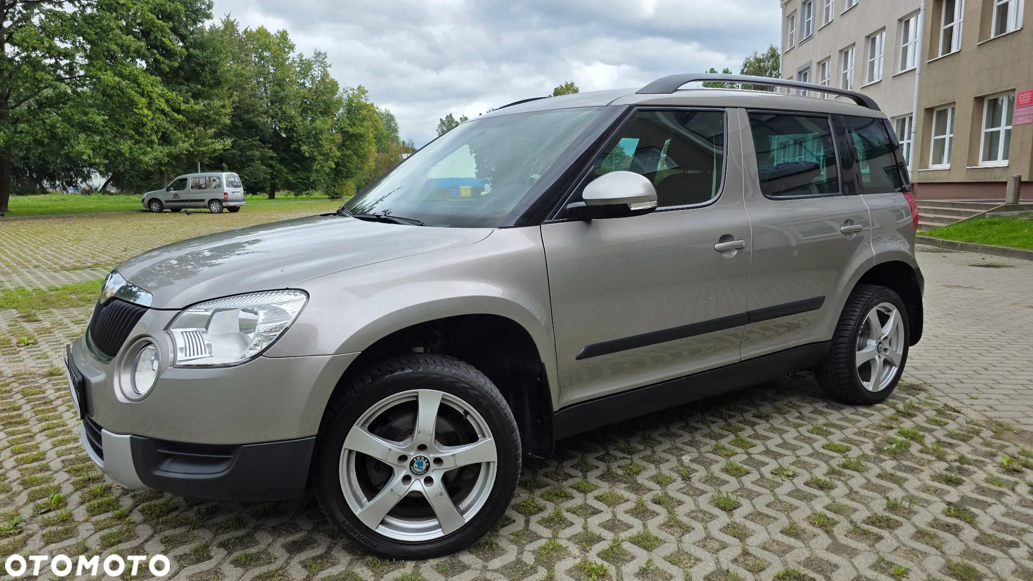 Skoda Yeti 1.2 TSI Active DSG - 2