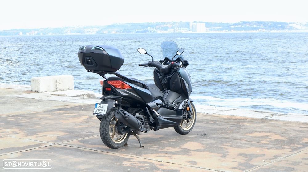 Yamaha X-Max Tech Max - 14
