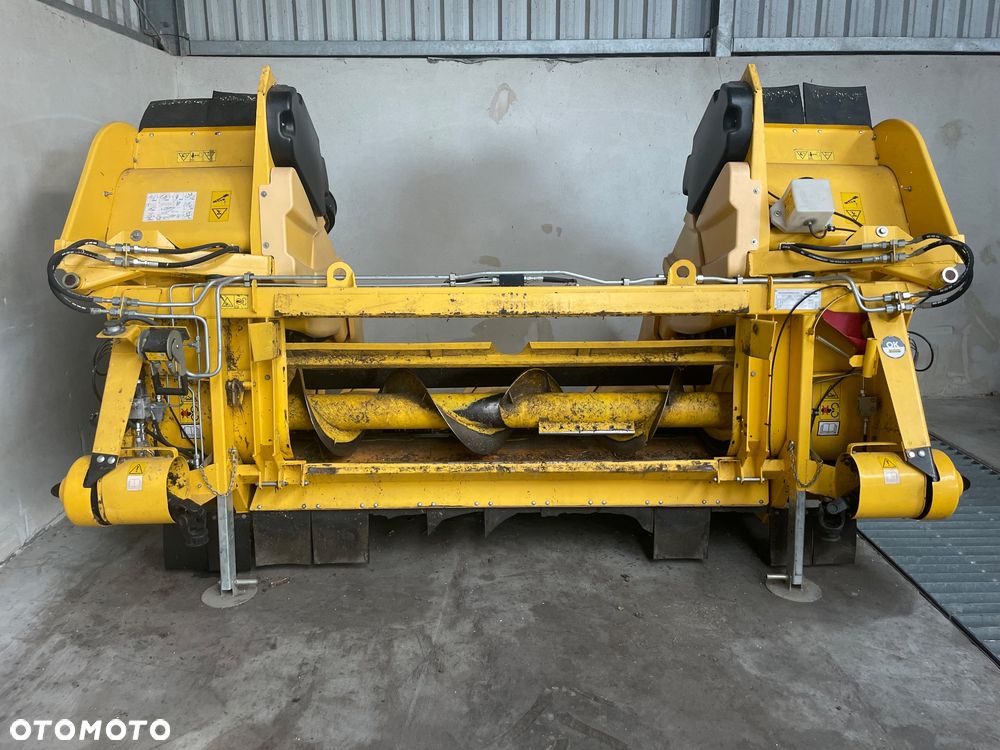 New Holland CX 8070 - 36