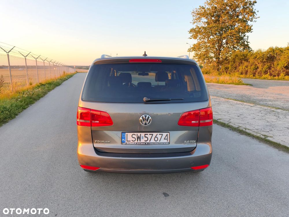 Volkswagen Touran - 6