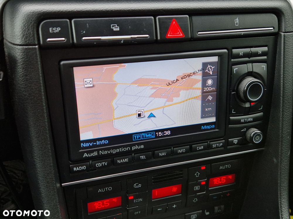 Audi A4 Avant 3.0 TDI Quattro - 18
