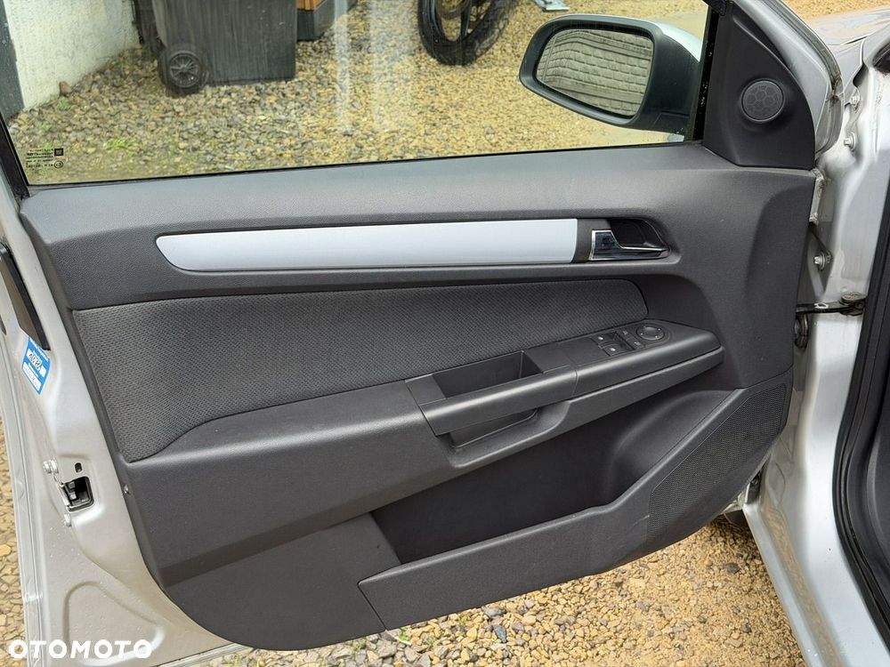 Opel Astra - 10