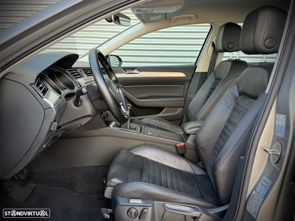 VW Passat 2.0 TDI Highline - 8