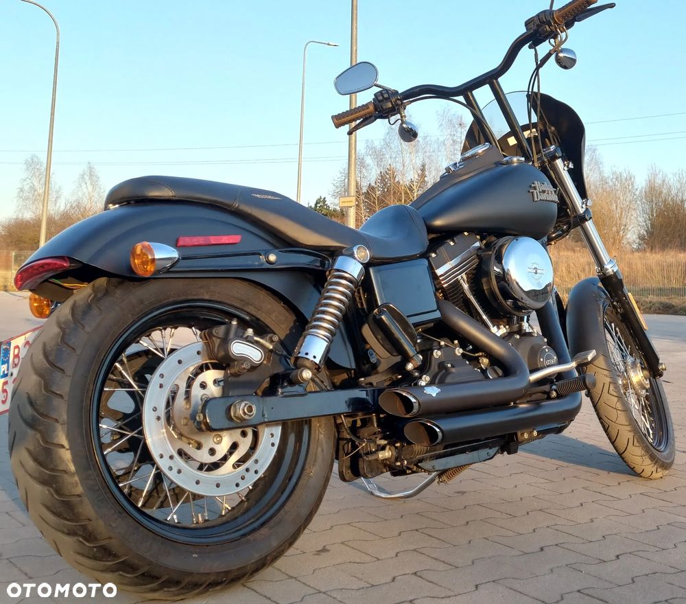 Harley-Davidson Dyna Street Bob - 15