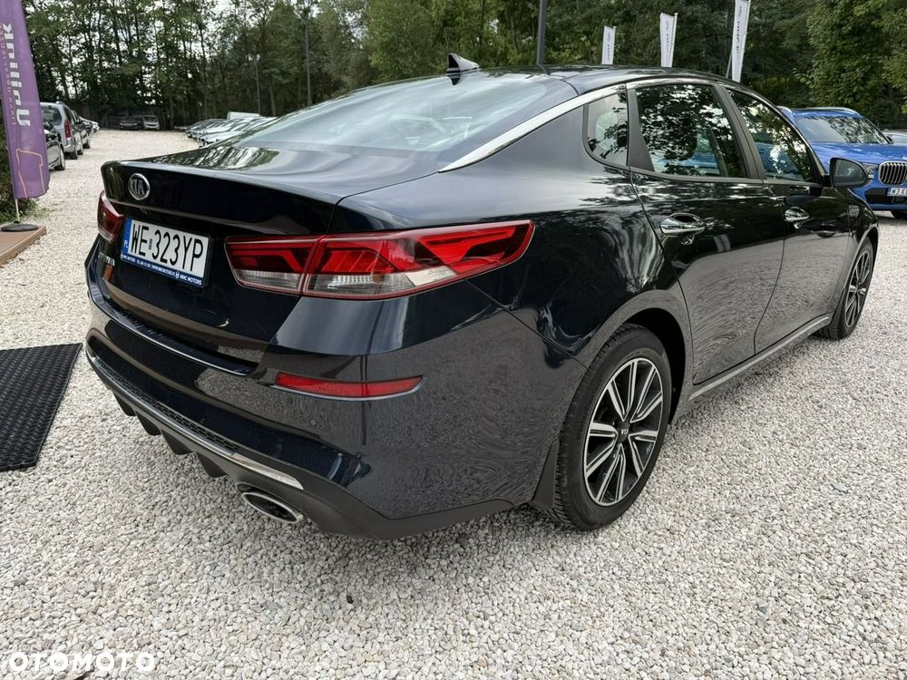 Kia Optima - 12