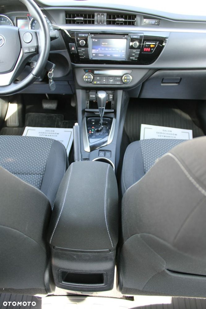 Toyota Corolla - 29
