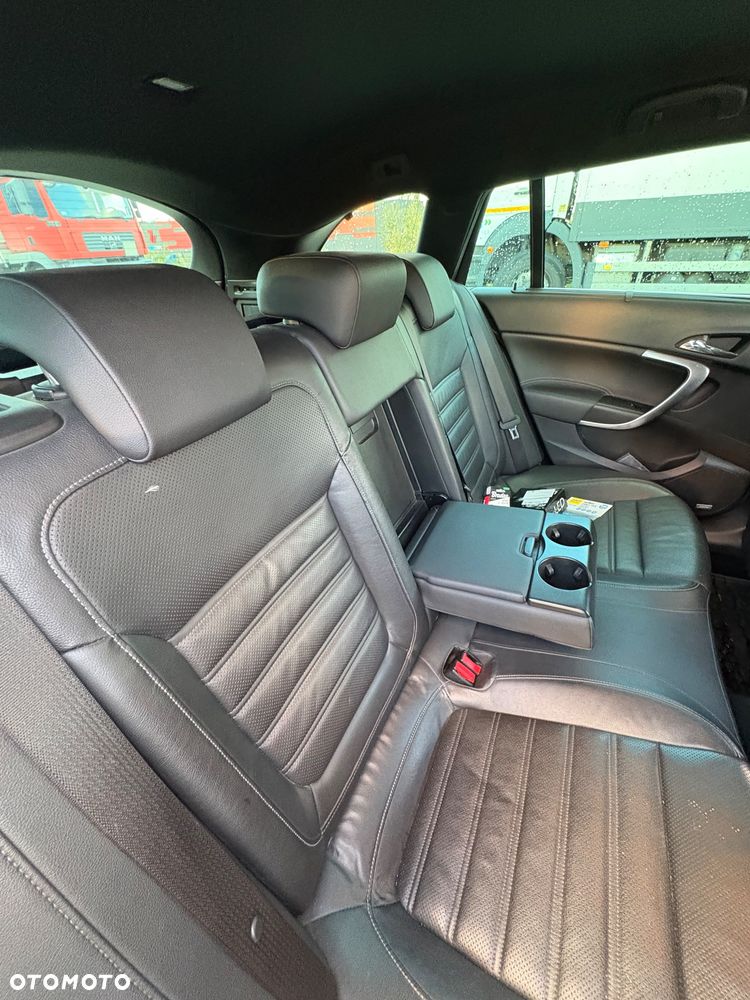 Opel Insignia - 22
