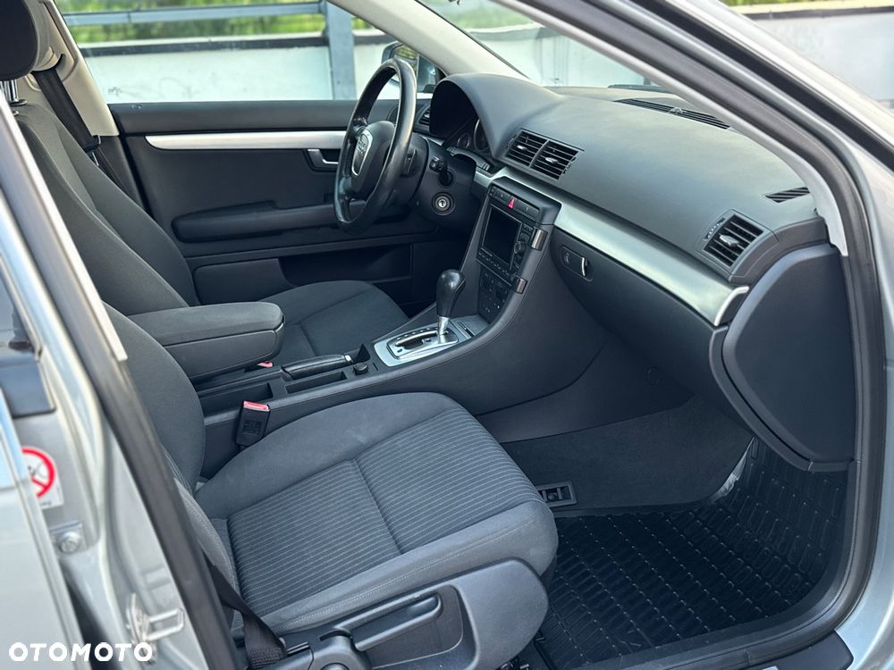 Audi A4 Avant - 12