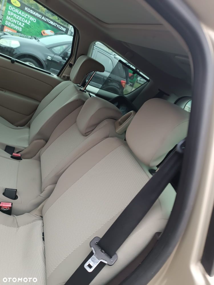 Renault Scenic 1.9 dCi Privilege - 23