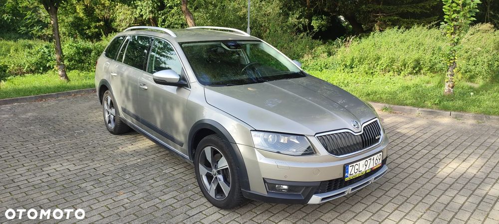 Skoda Octavia 2.0 TDI 4x4 DSG Scout - 3