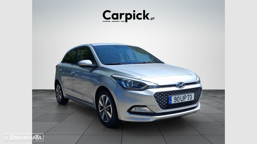 Hyundai i20 1.1 CRDi Comfort+Pack Look+JLL16 - 9
