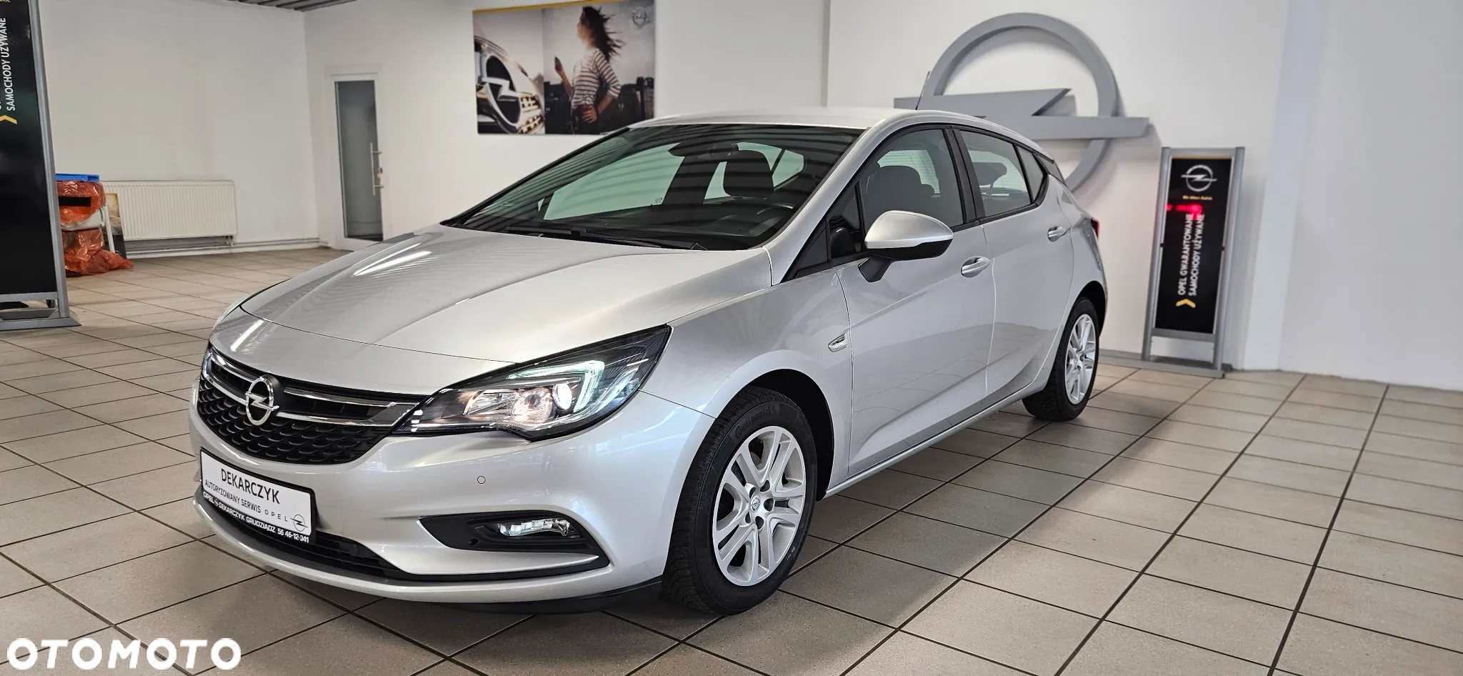 Opel Astra V 1.4 T Enjoy S&S - 4