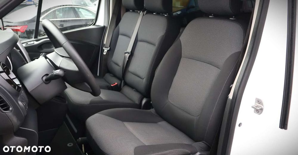 Renault Trafic - 15