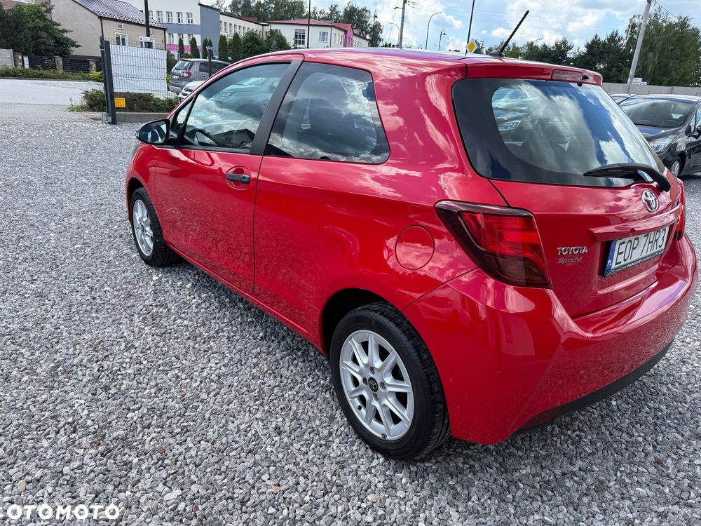 Toyota Yaris 1.0 Entry EU5 - 28