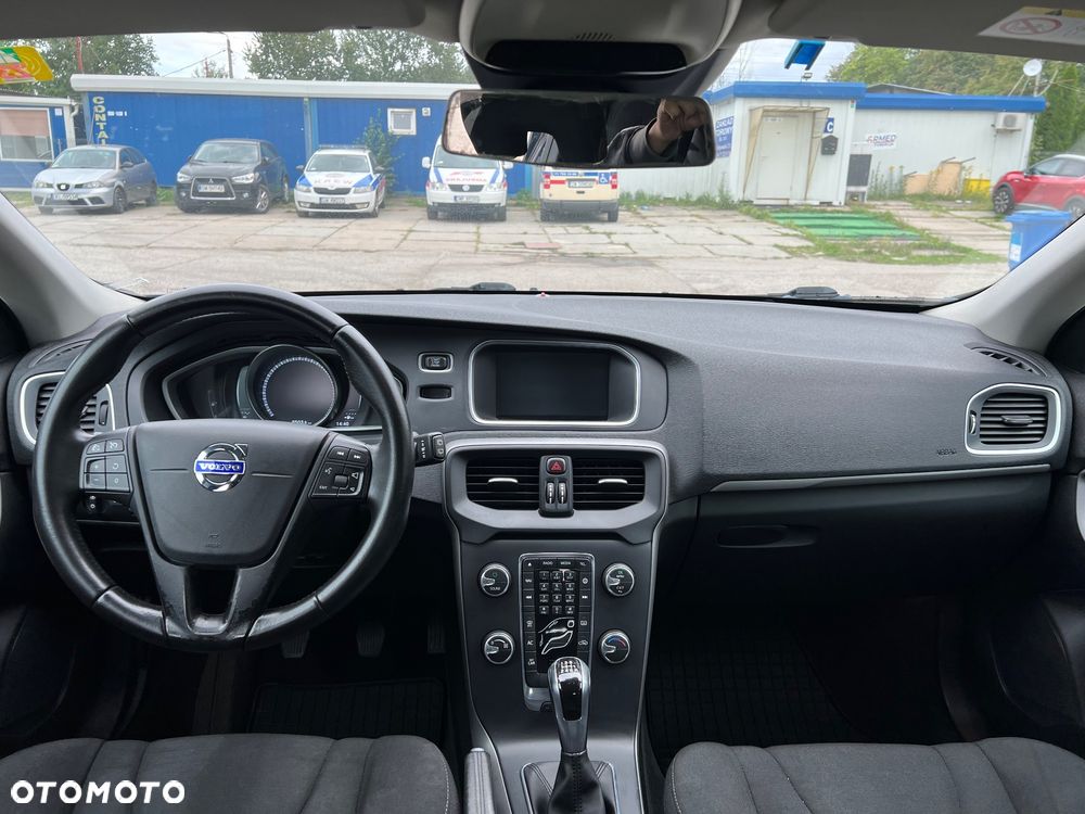 Volvo V40 D2 Drive-E Kinetic - 19