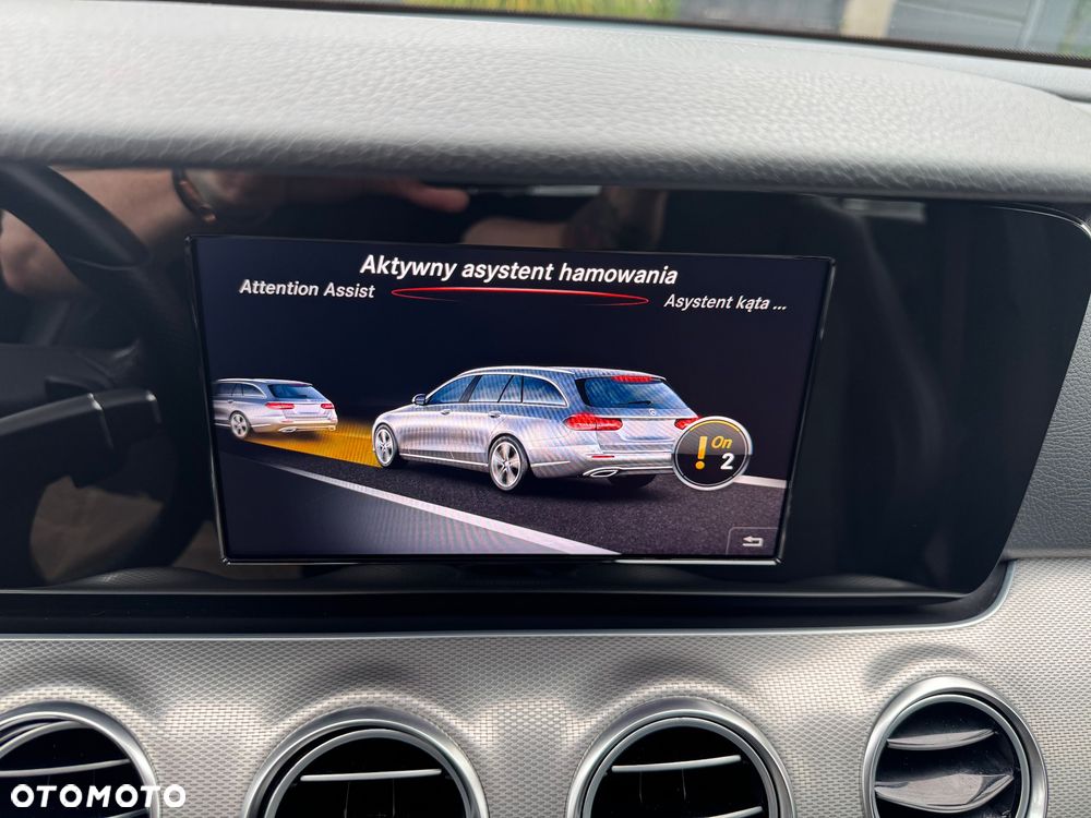 Mercedes-Benz Klasa E 200 d 9G-TRONIC Avantgarde - 24