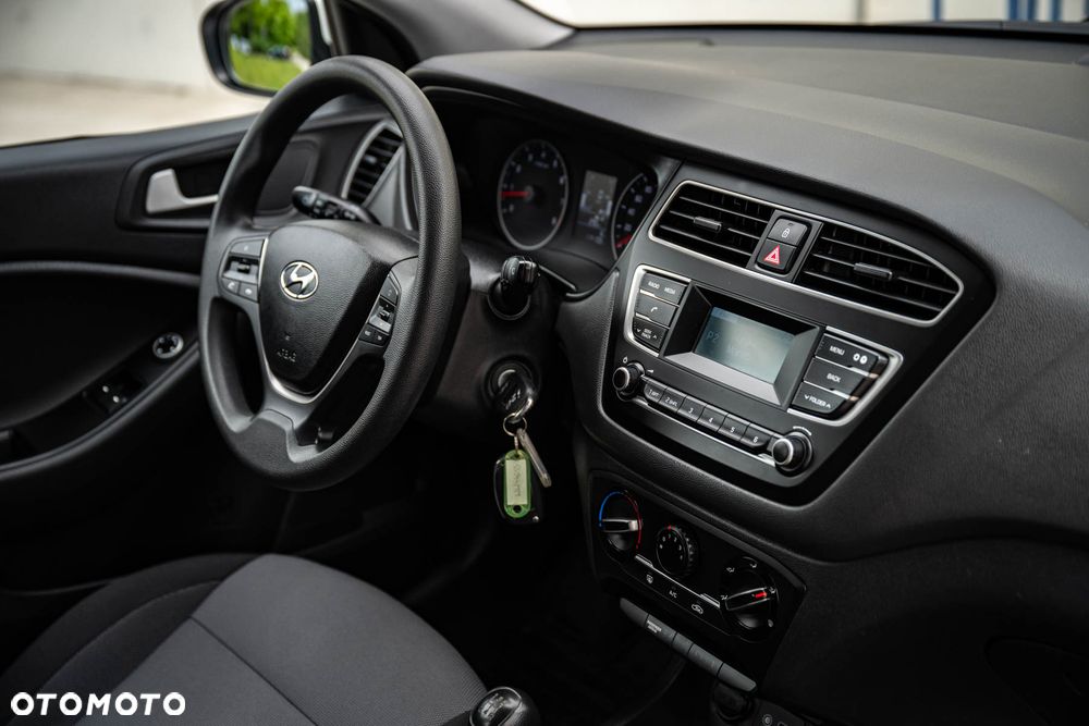 Hyundai i20 1.2 Classic Plus - 26