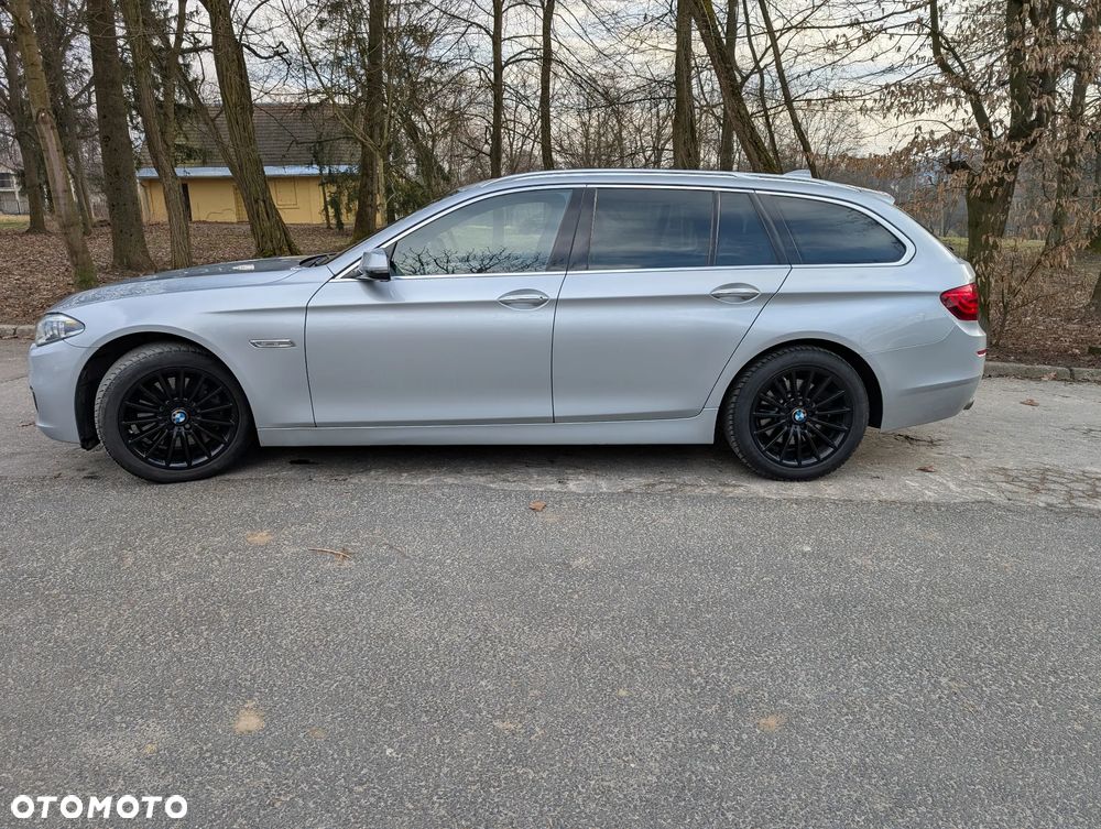 BMW Seria 5 528i xDrive Luxury Line - 24