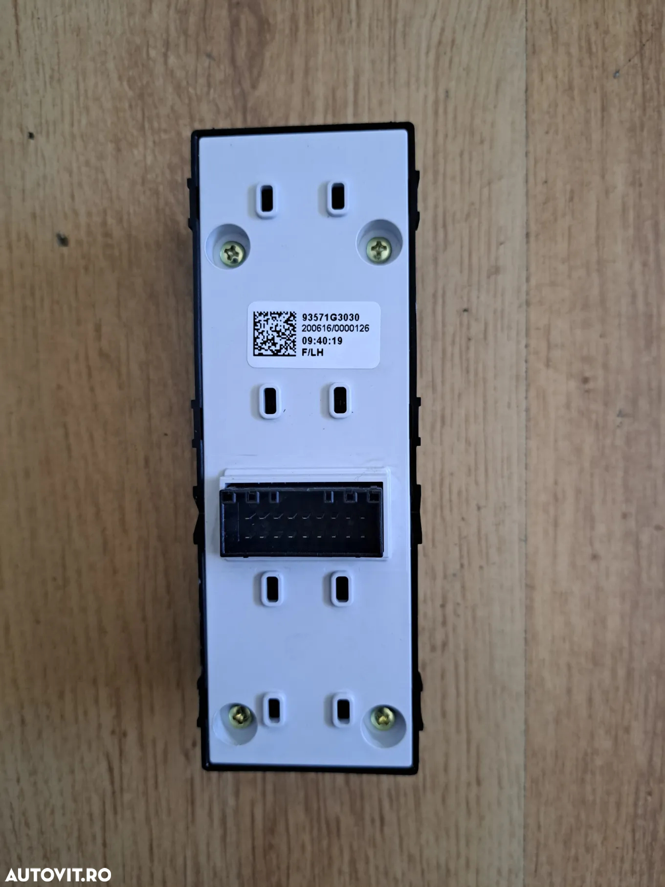 Panou comanda butoane geamuri electrice oglizi electrice Hyundai i30 PD - 3