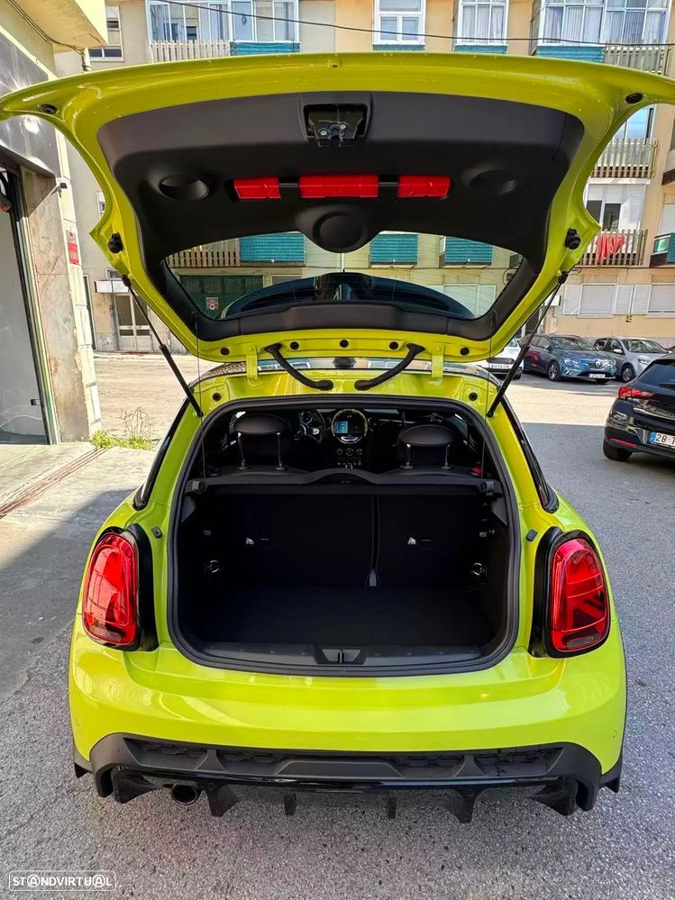 MINI 3 Portas Cooper Premium Extra JCW Auto - 5