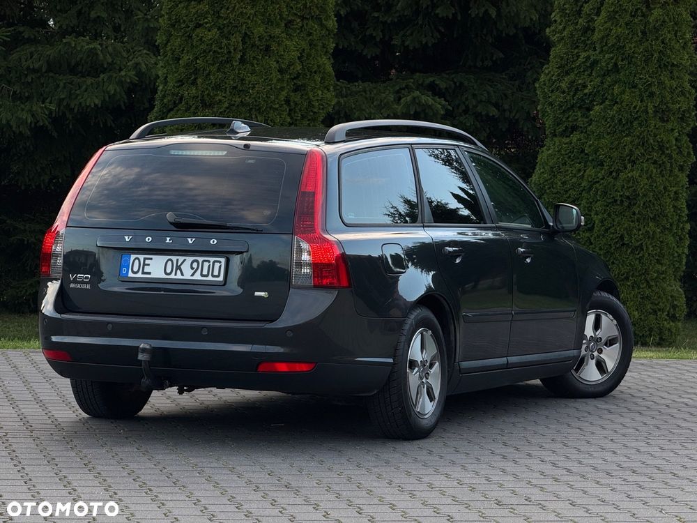 Volvo V50 1.6D DPF DRIVe - 19