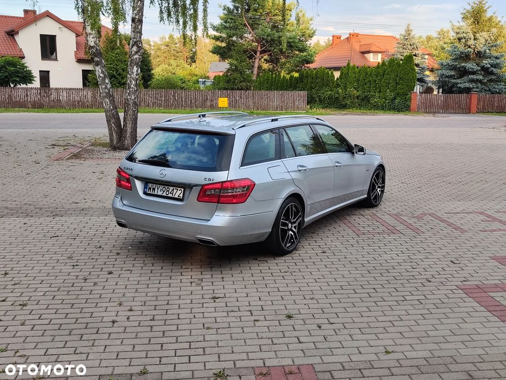Mercedes-Benz Klasa E 200 CDI DPF BlueEFFICIENCY Automatik Avantgarde - 4