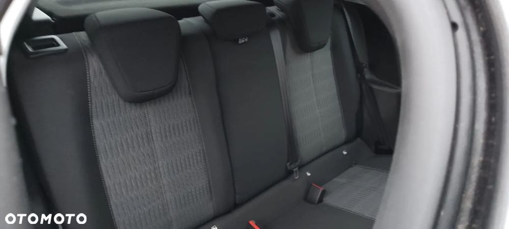 Opel Corsa 1.2 Start/Stop Elegance - 24