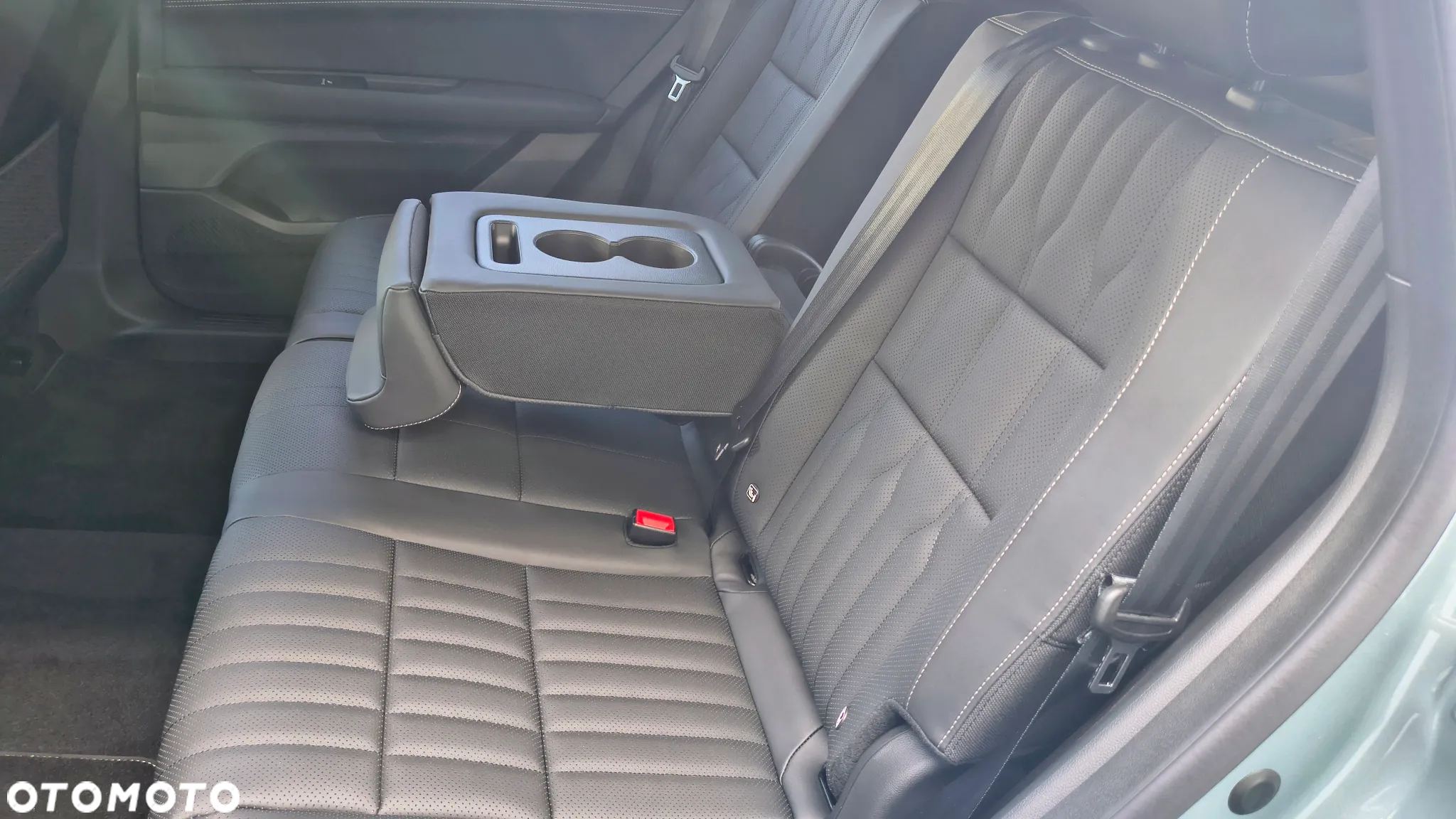 Renault Espace 1.2 E-Tech Full Hybrid 200 Iconic MMT 5os - 20