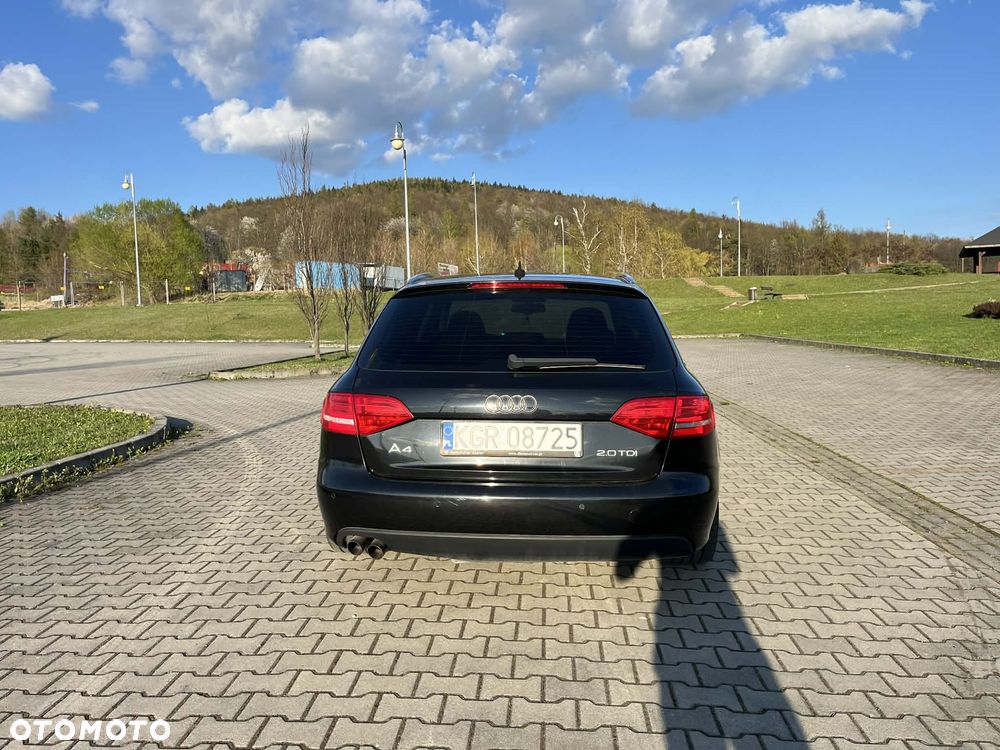 Audi A4 Avant 2.0 TDI - 8