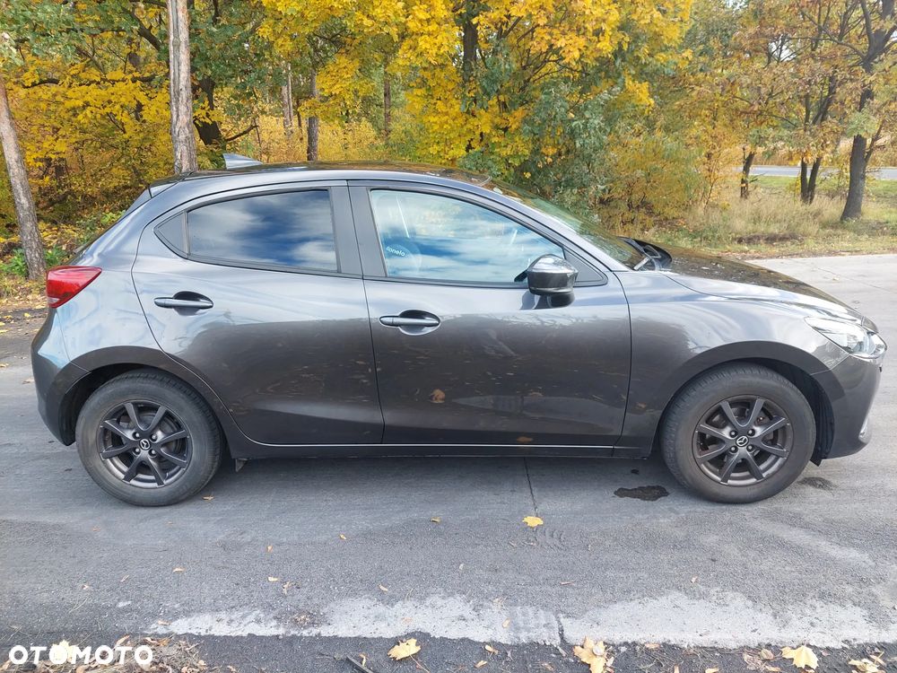 Mazda 2 2022 photo 2