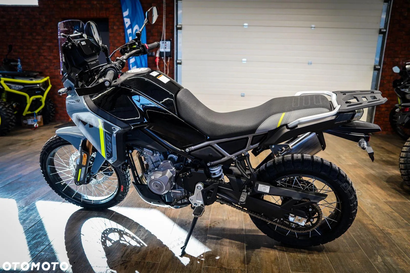 CFMoto MT