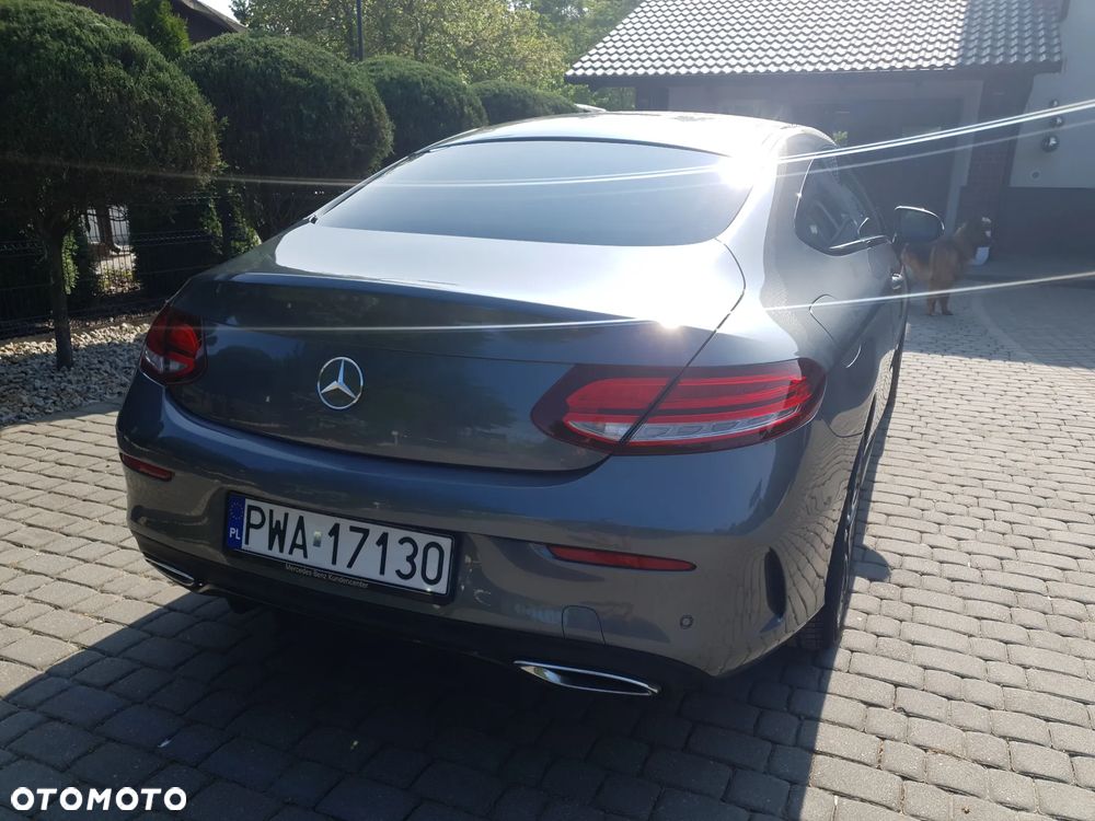 Mercedes-Benz Klasa C 220 d Coupe 4Matic 9G-TRONIC AMG Line - 22