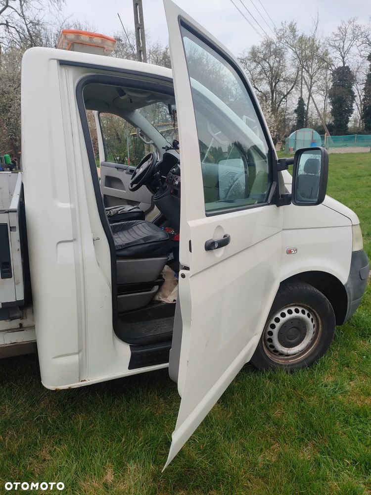 Volkswagen T5 - 10