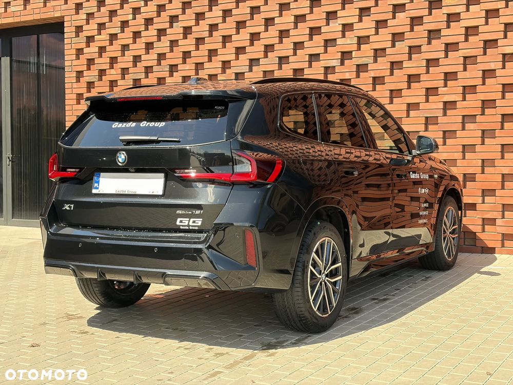 BMW X1 sDrive18i sport - 15