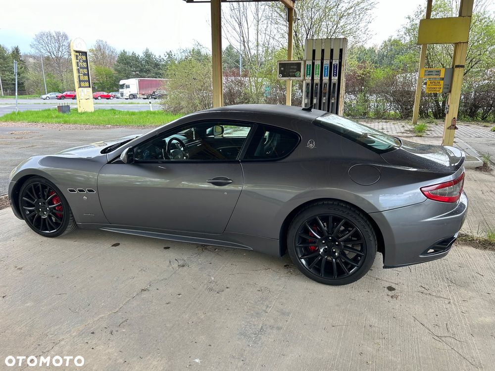 Maserati GranTurismo S Automatik - 10