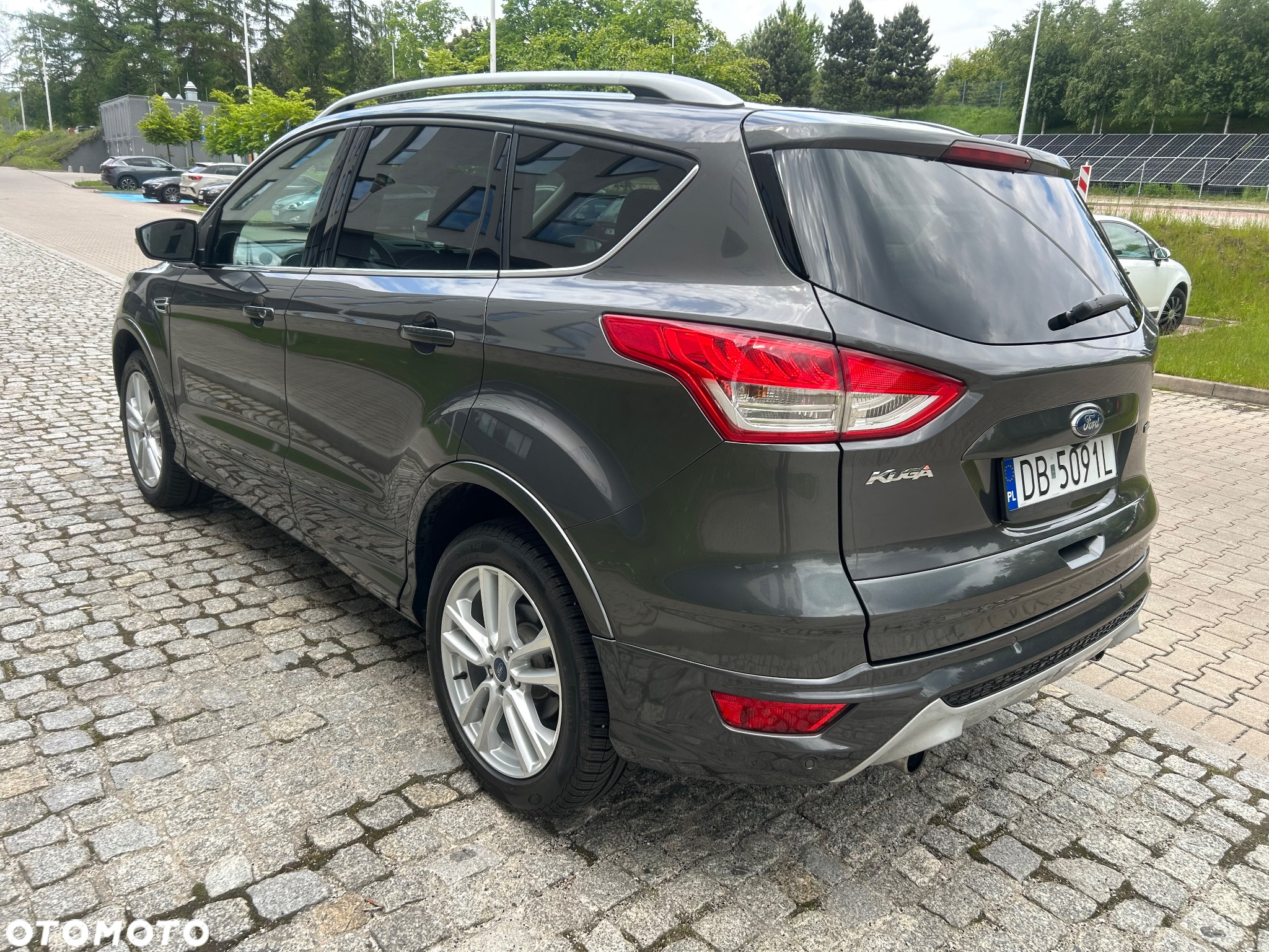 Ford Kuga 1.5 EcoBoost 2x4 Individual - 11