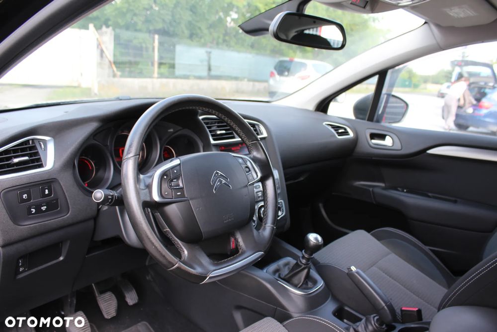 Citroën C4 BlueHDi 120 Stop&Start Selection - 19