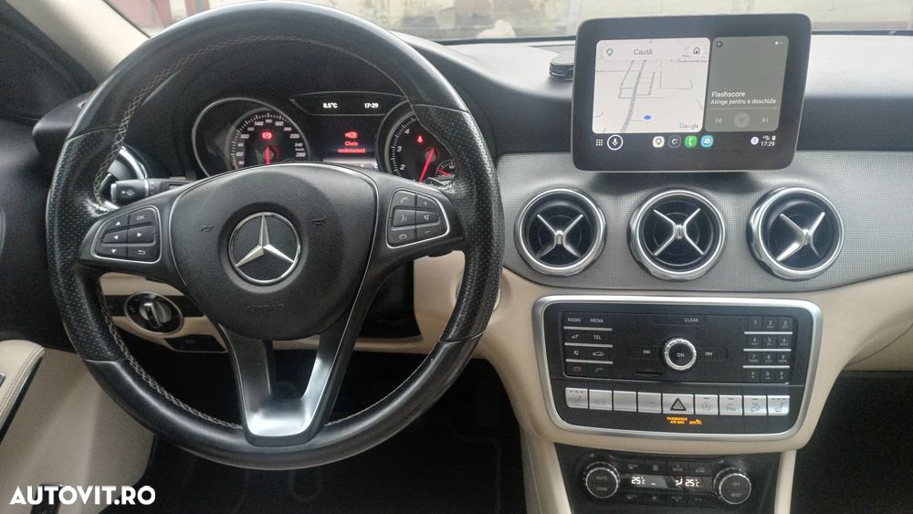 Mercedes-Benz GLA - 2
