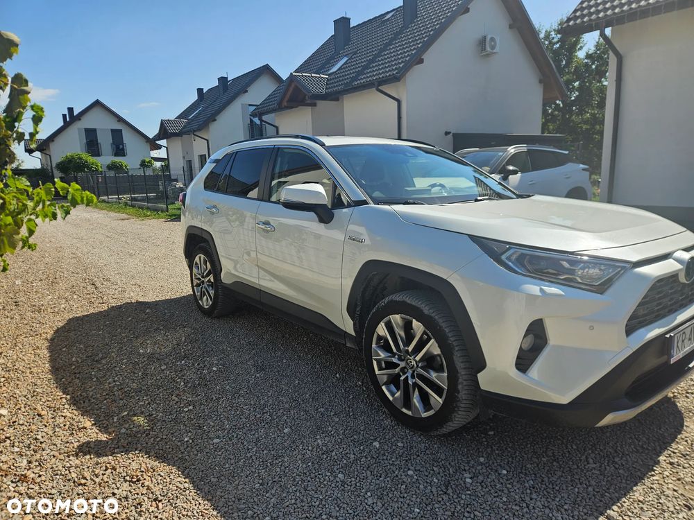 Toyota RAV4 - 9